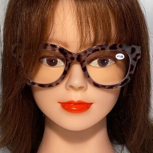 1495 Mona Reading Glasses 1.50 Reading Glasses Tortoise Frames NWT